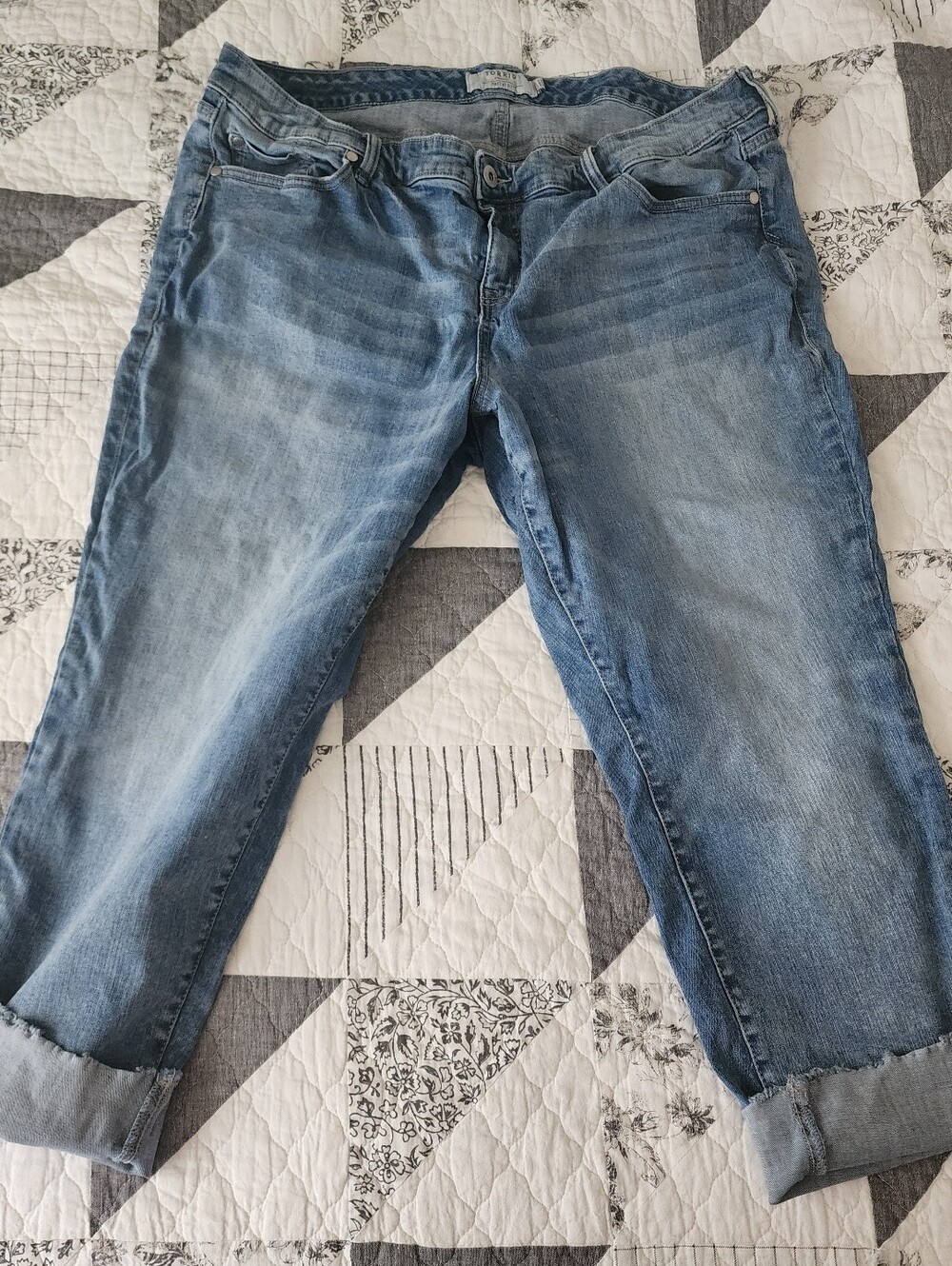 Boyfriend Cut Crop Jeans